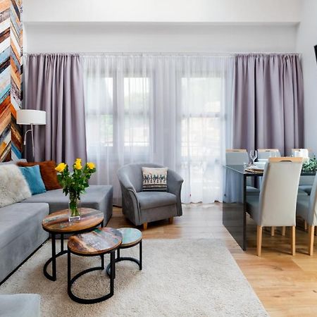 קרפאז' Hello Apartamenty - Wiking Przy Wyciagu Narciarskim מראה חיצוני תמונה